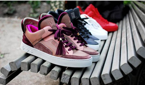 Men Louis Vuitton LV Kanye West Sneaker OMG I LIVE 4 THESE I LOVE THEM SMH
