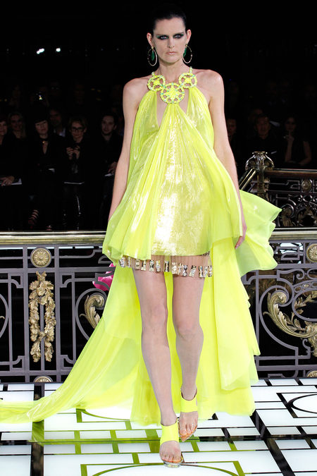 atelier-versace-spring-2013-couture-23