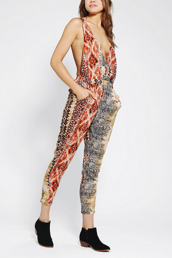 Urban-Outfitters-Tie-Dye-Jumpsuit