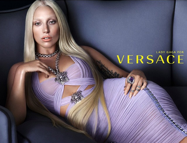 lady-gaga-by-mert-alas-and-marcus-piggott-for-versaces-spring-2014-ad-campaign
