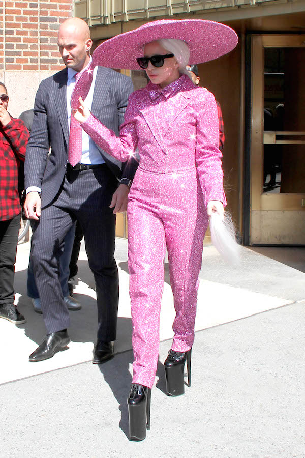 Lady Gaga sparkles in Pink