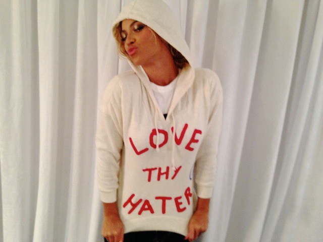 beyonce-tumblr-love-thy-hater-hoodie-gifted-apparel