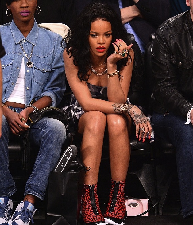1 2 Rihanna's Brooklyn Nets Game Christopher Kane Gray Camouflage Print Dress and Air Jordan XX8 Quickstrike Red and Black Sneakers