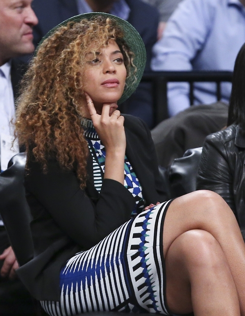 1 Beyonce Brooklyn Nets Game Torn by Ronny Kobo Mali Mosaic Crop Top and Matching Celeste Pencil Skirt