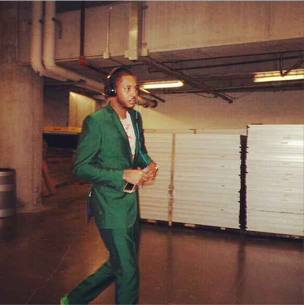 Carmelo Anthony green suit