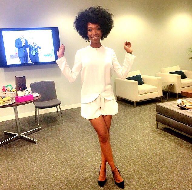 Brandy Appears on the Queen Latifah Show