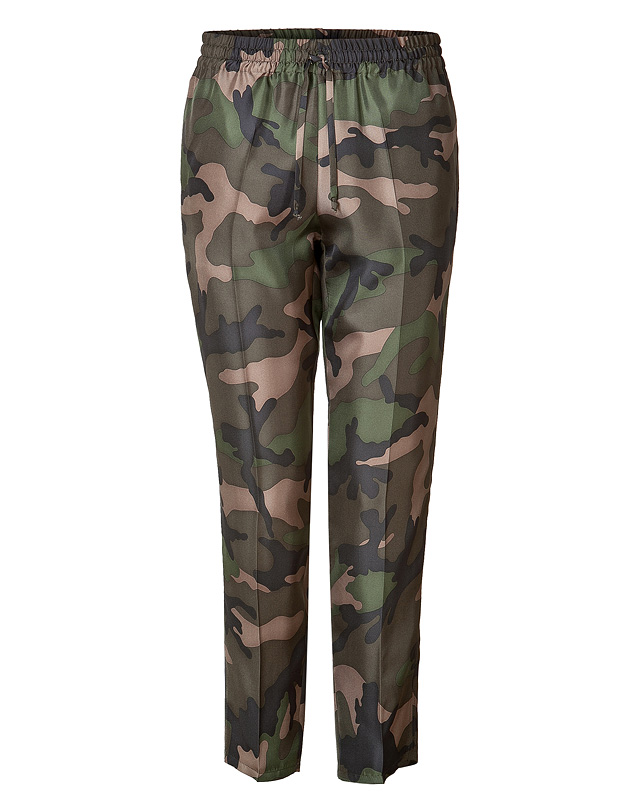 9 Keri Hilson's ESPN's BODY Issue Pre-Party Valentino Camouflage Print Sweatshirt and Camouflage Pants