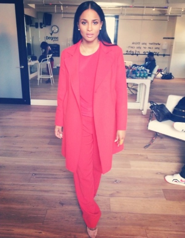 1 Ciara's NBC Studios Sportmax Resort 2015 Red Coat, Sweater and Pants