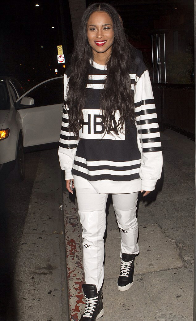 _2-Ciara's-Beverly-Hills-Dinner-Hood-by-Air-Black-&-White-Triple-Zip-Sleeve-Sweatshirt