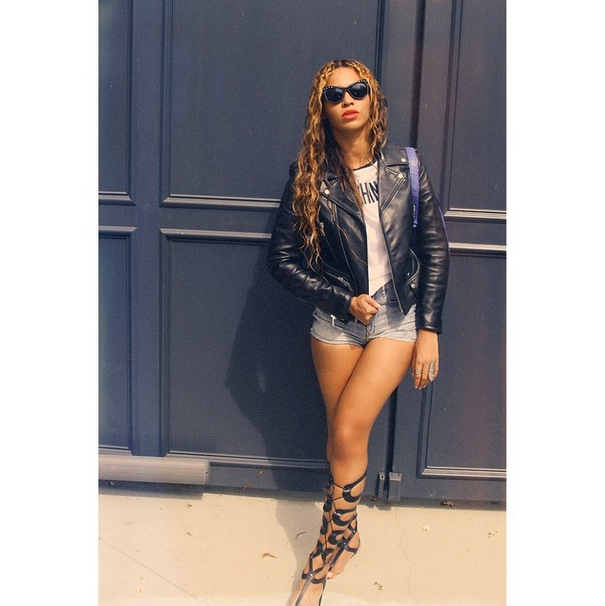 Beyoncé's Instagram Moschino T-Shirt, Christian Louboutin Girafina Knee High Gladiator Sandals, and Italia Independent I-V Rock Embellished Sunglasses