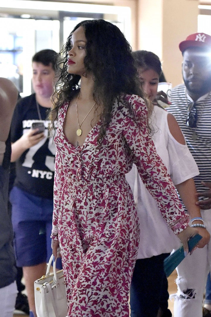 Rihanna-Shopping-in-Sardinia-Natalie-Martin-Asymmetric-hem-floral-print-silk-maxi-dress