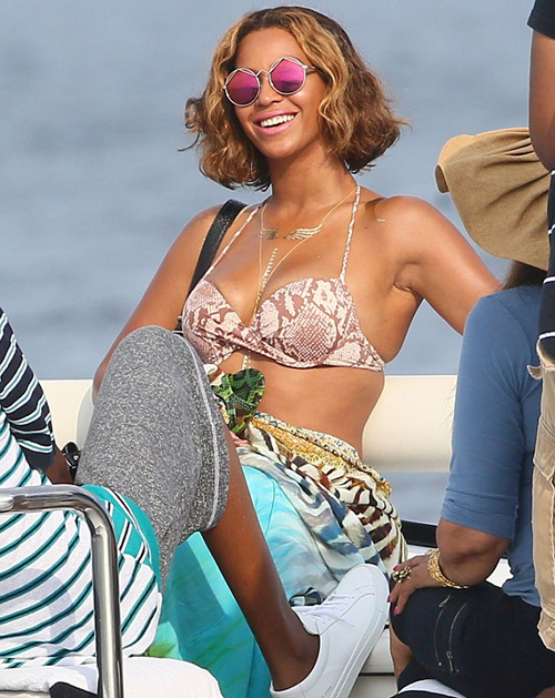 2 Beyoncé's Nice Vacation Snakeskin Bikini Top, Camilla Franks Embellished Drawstring Dress, and Aquazzura Beverly Hills Snakeskin Flat Sandals
