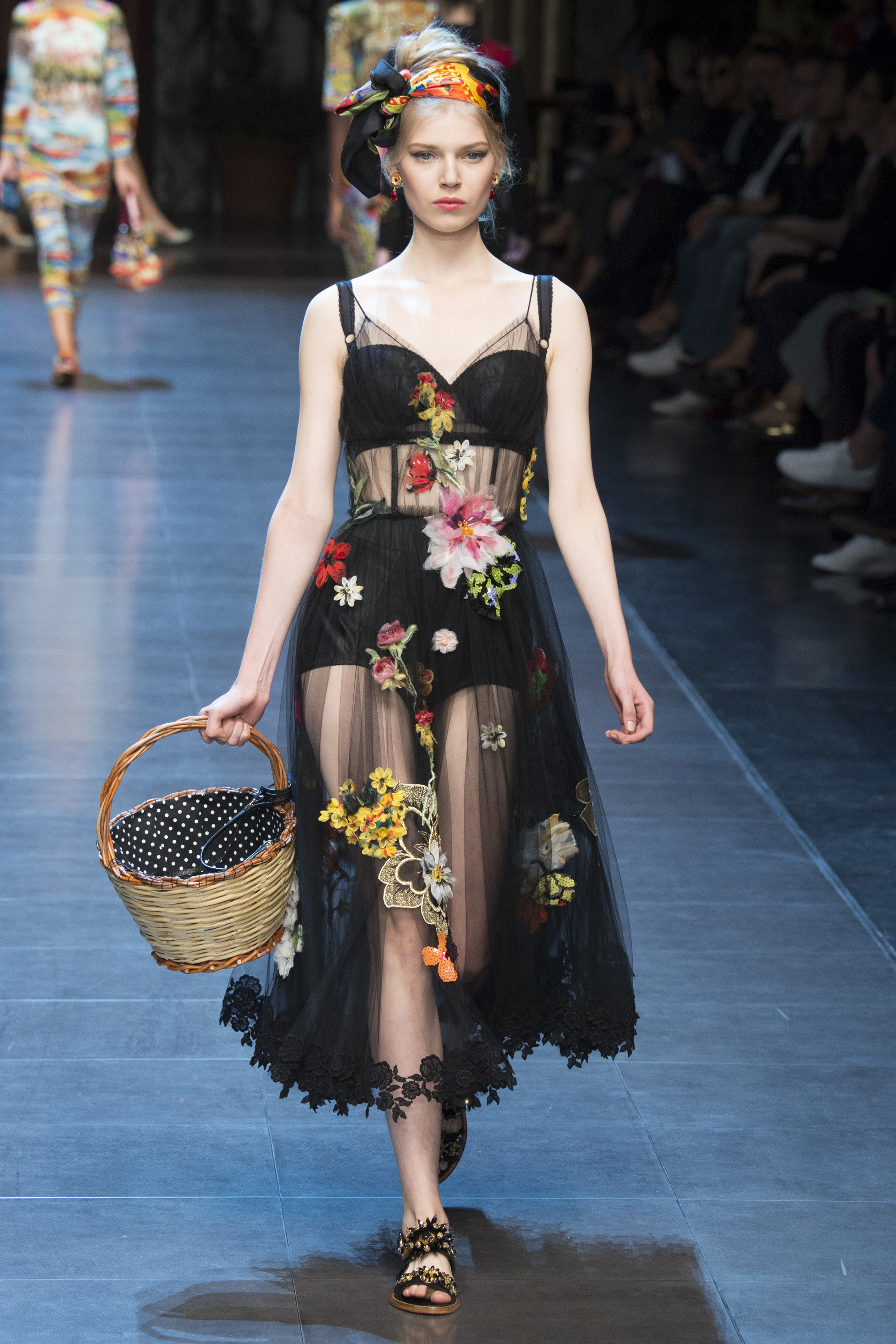 Dolce & Gabbana Spring 2016 ReadytoWear Fashion Bomb Daily Style