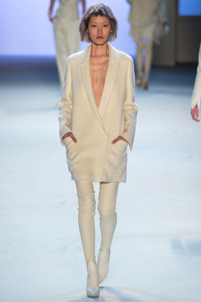 janelle monae akris fall 2015 paris fashion week cream blazer suit pants