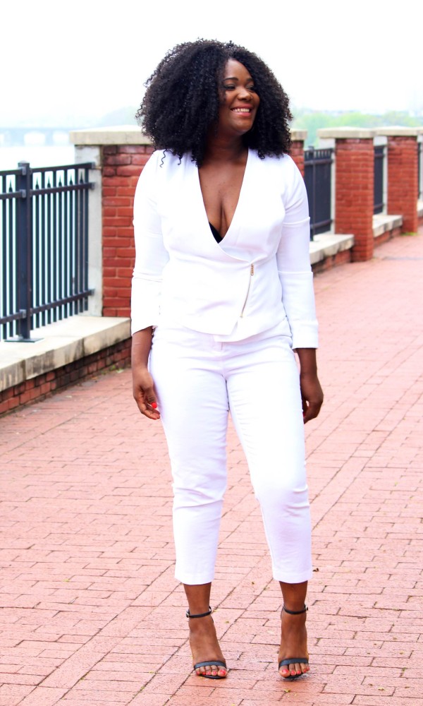 Patience from Stylewithpatience.com wore a smokin' white suit with black heels and shirt. Chic!