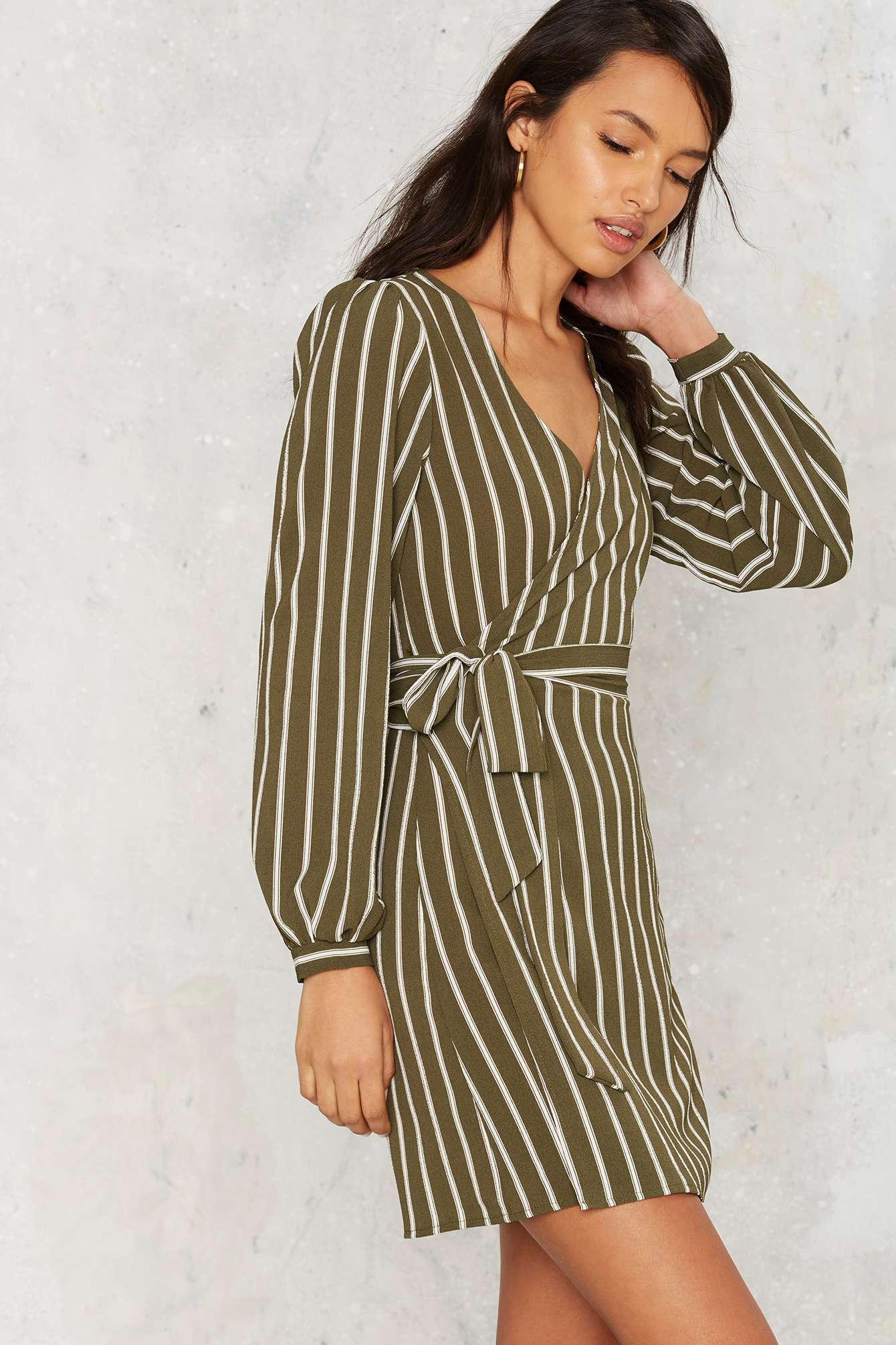 Steal: Malia Obama's Madrid Nasty Gal After Party Vintage Sutton Striped Wrap  Dress