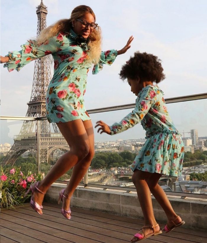 gucci floral opener-beyonce-and-blue-ivy-mother-daughter-outfits-matching-celebrity-style-gucci-paris-873x1024