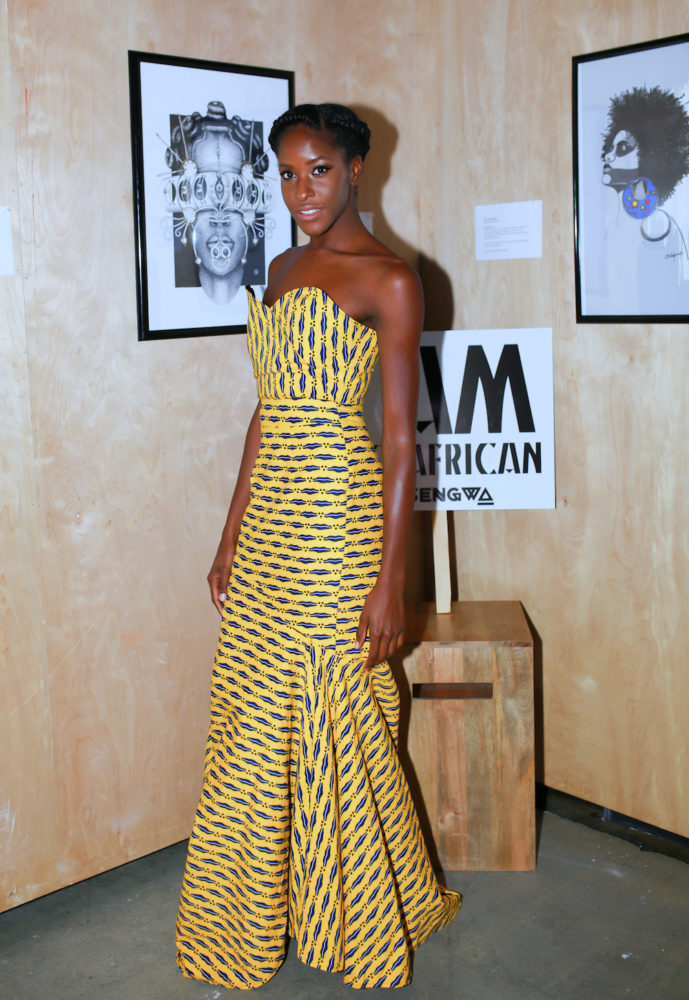 midget-giraffe-africa-fashion-week-la