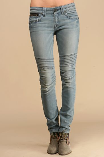 rihanna-free-people-jeans