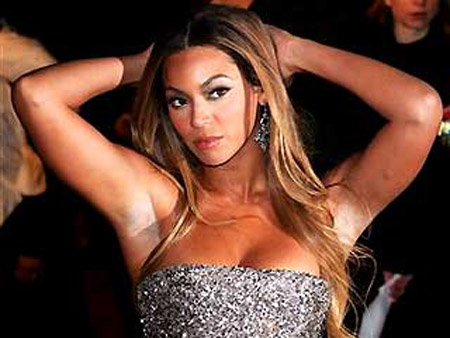 Beyonce Arm Up Pose