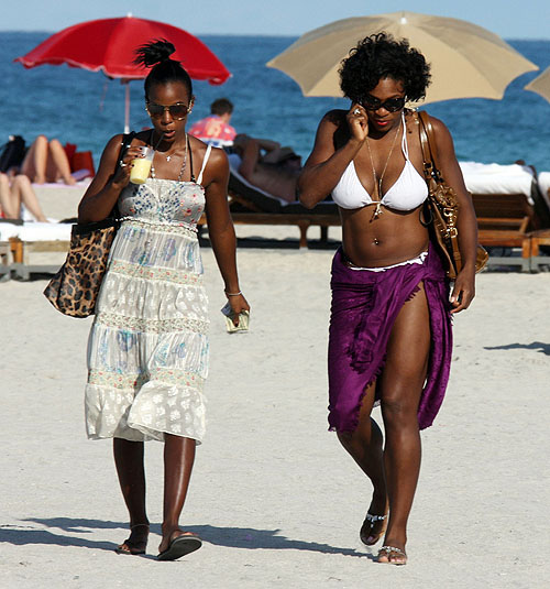 Serena Williams Kelly Rowland Beach Flats