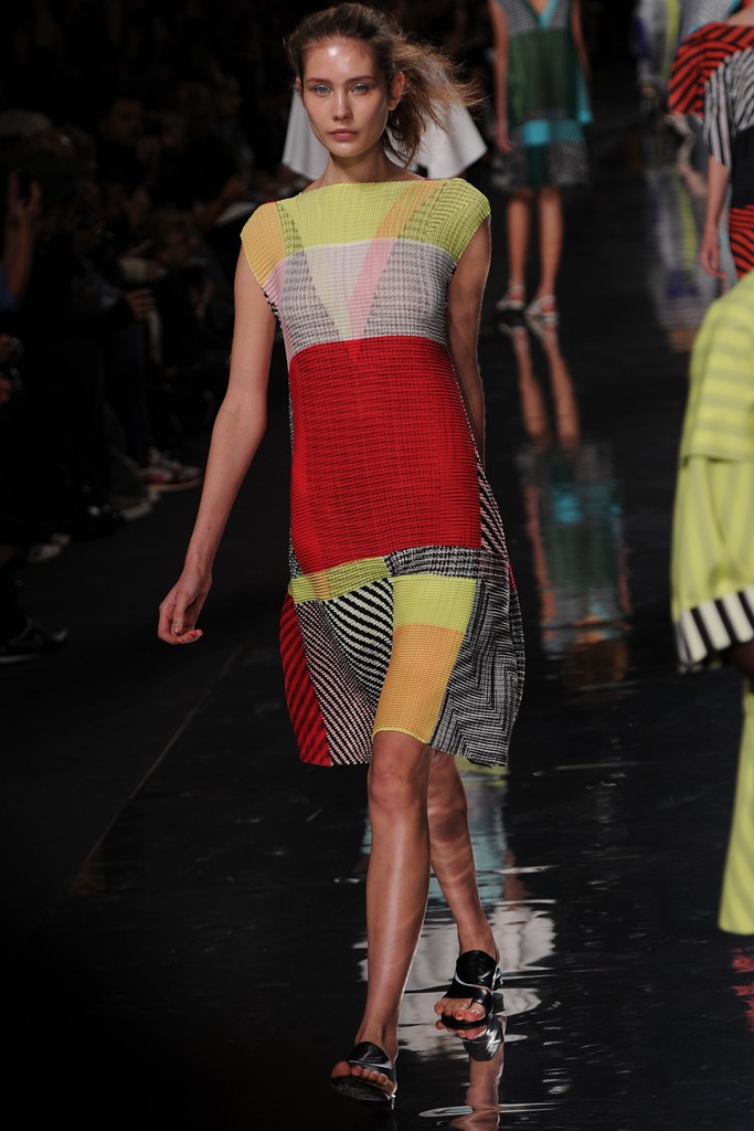 Show Review: Issey Miyake Spring 2013 – Fashion Bomb Daily Style ...