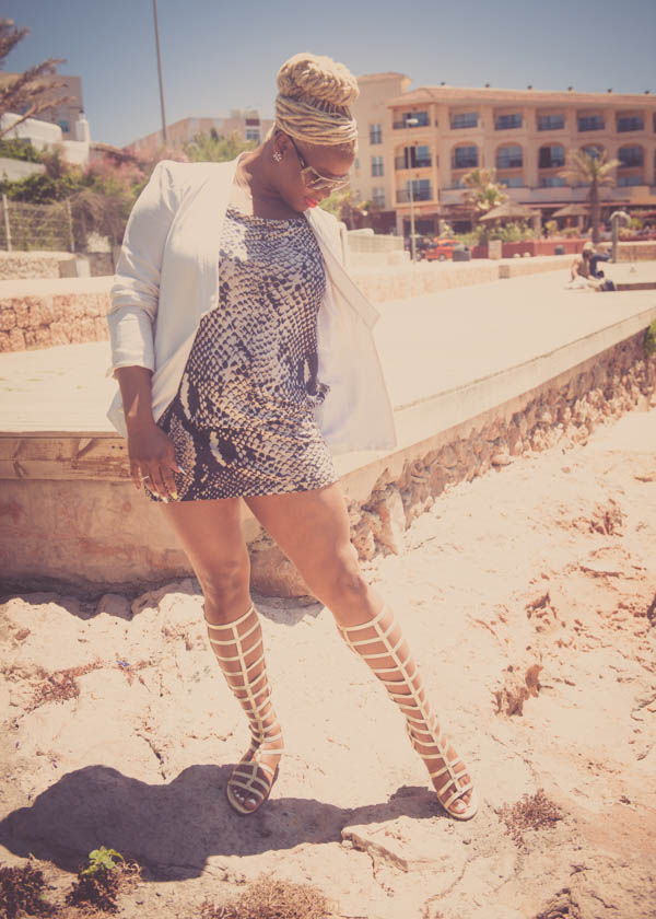 claire sulmers fashion bomb daily ibiza stuart weitzman gladiator sandals gold