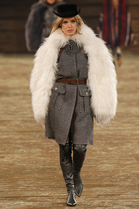 Show Review: Chanel Pre-Fall 2014 – Fashion Bomb Daily Style Magazine ...