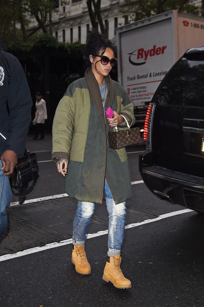 Rihanna arrives to an office building for a meeting in midtown, New York City