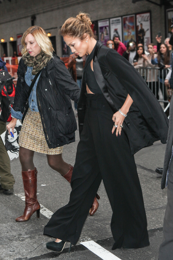 Jennifer Lopez does David Letterman in style - Part 2