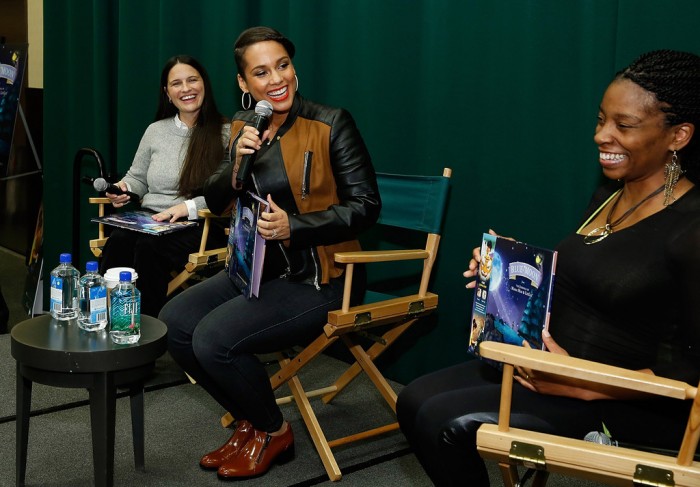 88 Alicia Keys's Barnes & Noble Tribeca Book Release 3.1 Phillip Lim Black and Brown Leather Jacket