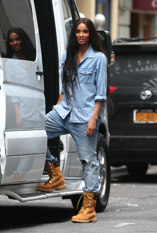 The lovely Ciara was spotted out in NYC giving major doses of tomboy chic 'realness.' Cute.,