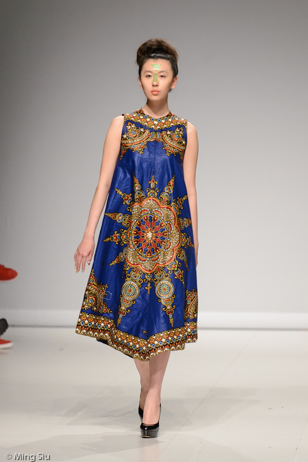 niapsou-design-blue-print-a-line-trapeze-dashiki-dress.