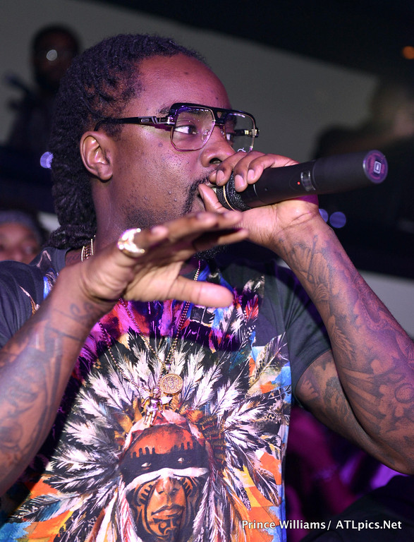 9  The Gold Room in Atlanta with Kenny Burns, Wale, and the Dream fashion bomb daily 1 9