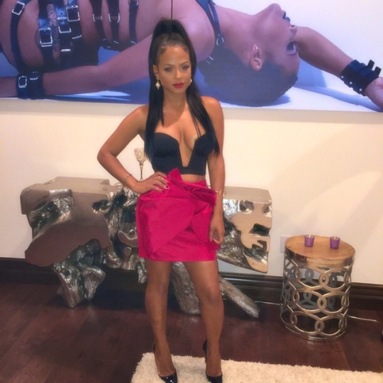 90 Christina Milian's Playhouse Hollywood Nasty Gal Square Off Bustier and Cameo Red Taffeta Bow Skirt