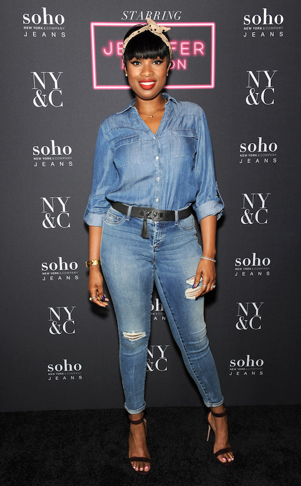 Jennifer Hudson rocked a denim on denim ensemble at the New York & Company Soho Jeans Collection.