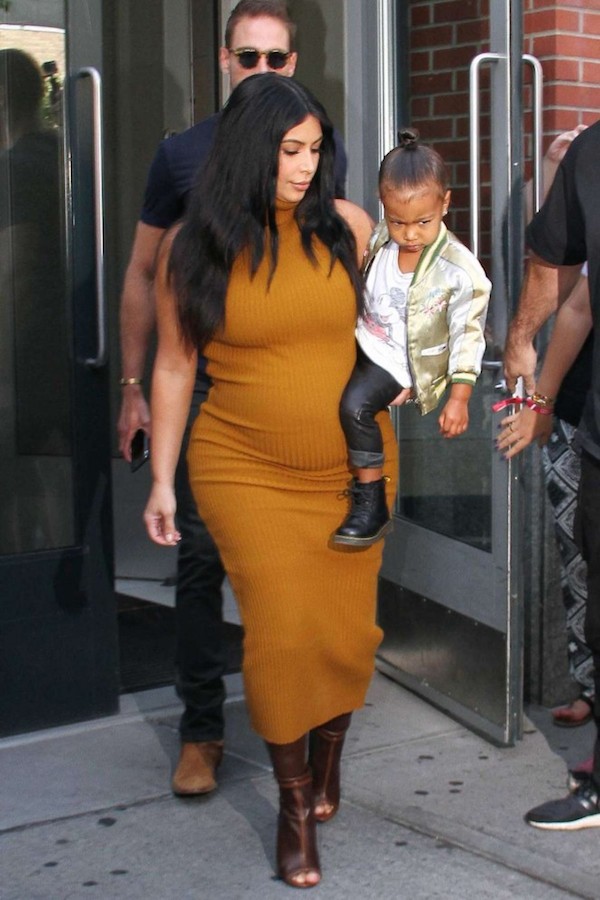 Kim-Kardashian-new-york-coity-la-quan-smith-ribbed-sleeveless-knit-dress-3
