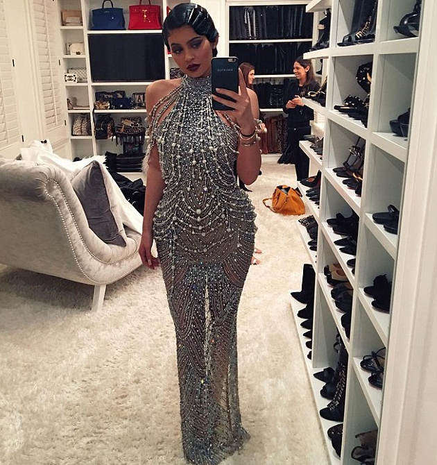 3 Khloe Kardashian, Kendall Jenner and Kylie Jenner's Kris Jenner Great Gatsby Birthday Party Yousef Al-Jasmi Dresses
