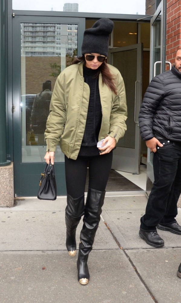 Kendall-Jenner-in-Tights-nyc
