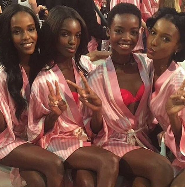 bThe 2015 Victoria's Secret Fashion Show featuring Selena Gomez in Louis Vuitton, lack models black