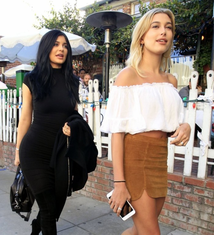 Kylie+Jenner+Kylie+Jenner+Hailey+Baldwin+Lunch-mystylemode-brian-atwood-givenchy-3