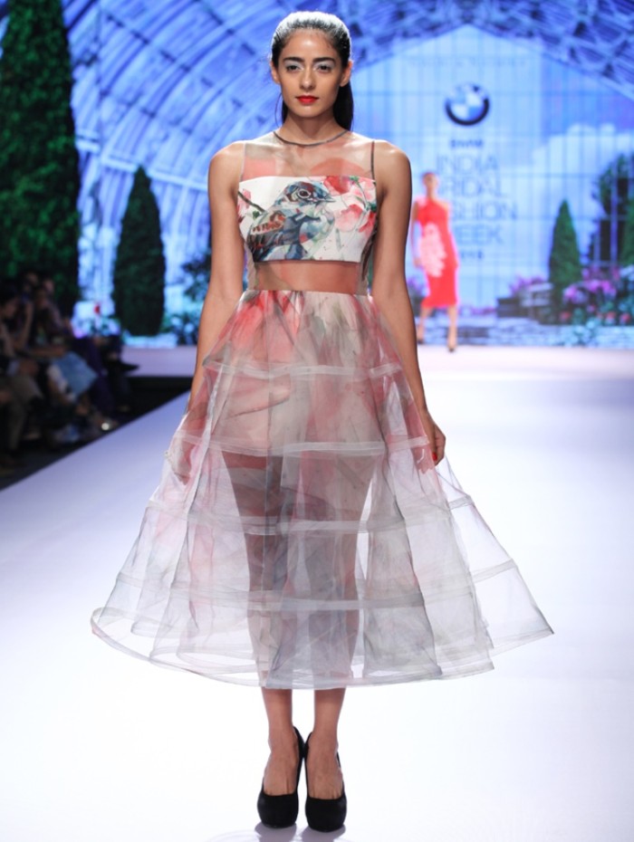 gauri-nainika-indian-bridal-fashion-week-2015