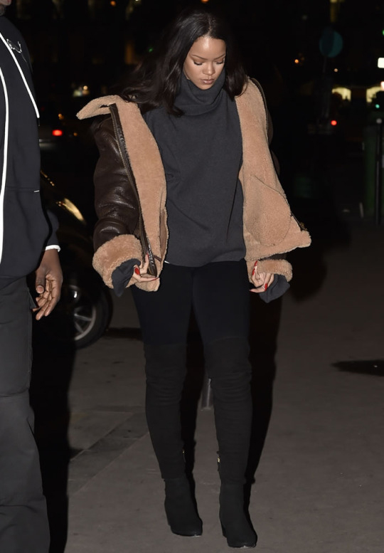 _6-Rihanna's-Paris-Les-Vetements-Brown-Leather-Shearling-Jacket-and-Chanel-Suede-Over-the-Knee-Boots