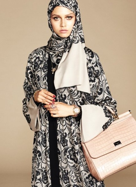 Dolce & Gabbana Create Line of Hijabs and Abayas for Muslim Women3
