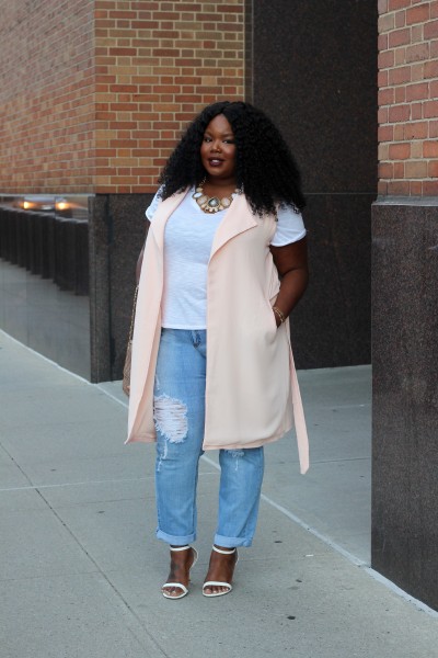 bomb-blogger-everything-curvy-and-chic-fbd10