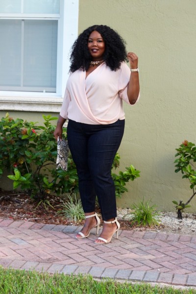bomb-blogger-everything-curvy-and-chic-fbd2