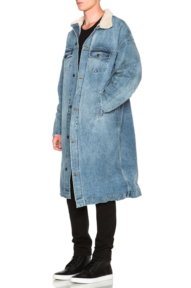 1 Beyonce Knowles Carter's Superbowl Rehearsals Fear of God Denim Trench Coat