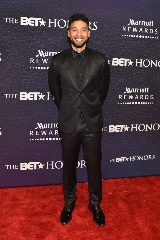 Empire's Jussie Smollett looked bomb in all black 2016 bet honors