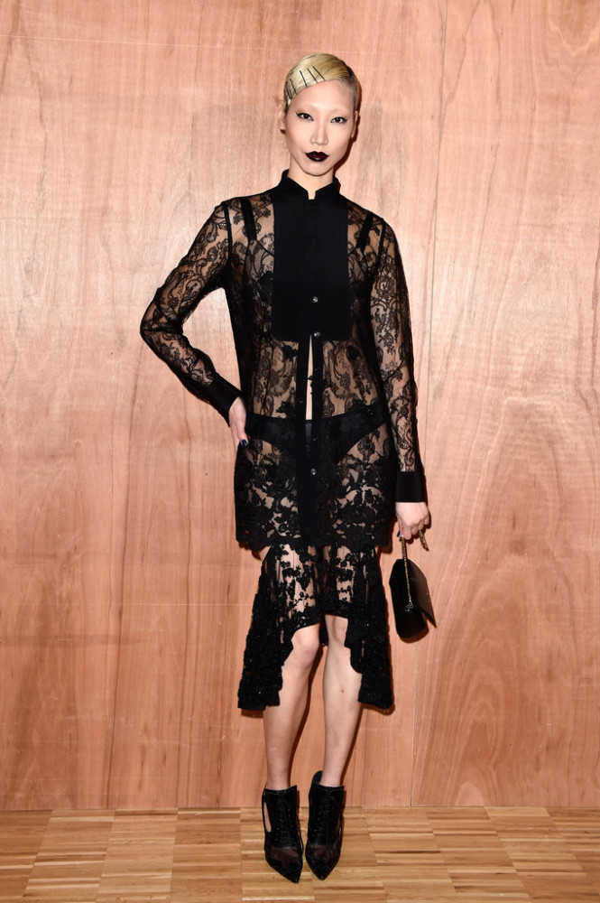 Givenchy+Front+Row+Paris+Fashion+Week+Womenswear-soo-joo-park