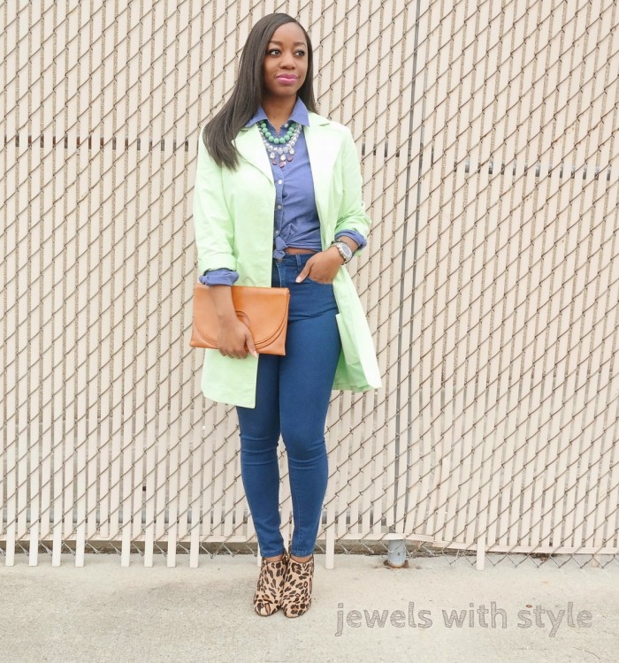 Monica-Warrn-@mreneedesign-pastel-trend-green-jacket